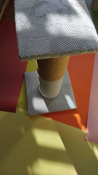 Drapak dla kota ,, Handmade ". Wys 74 cm, podstawa 40 cm