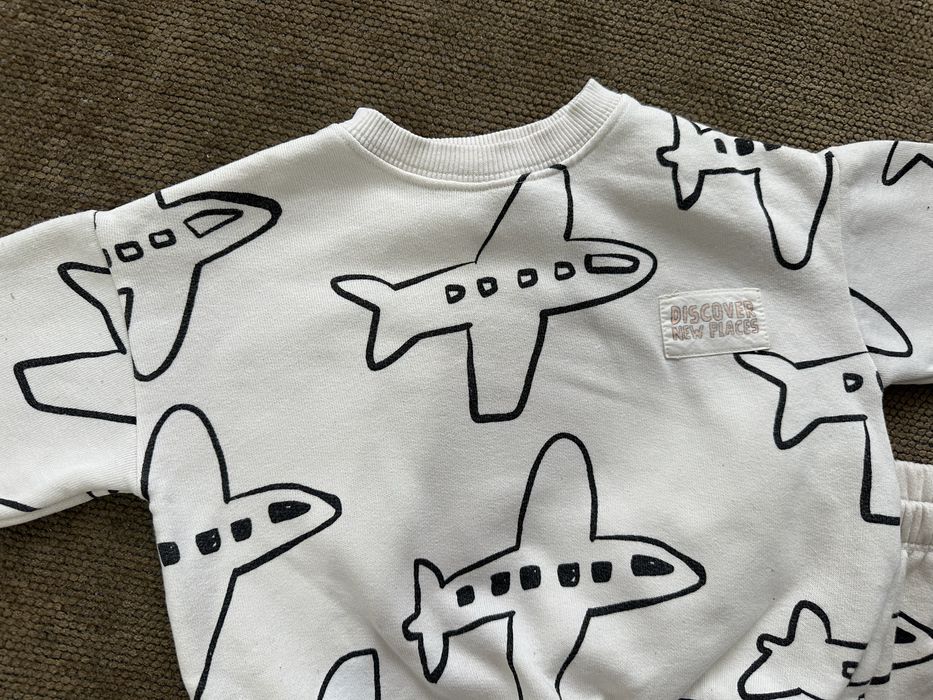 Чудовий костюмчик від Зара