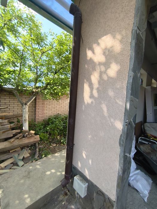 Ринва ( труба) водостічна, лійка коліна