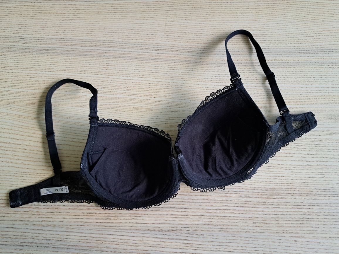 Biustonosz esotiq 65F czarny basic gładki koronka push up stanik
