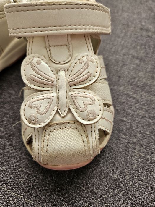 Sandały dziewczęce, białe, Cool Club, podeszwa Bio-Flex, 20 rozmiar