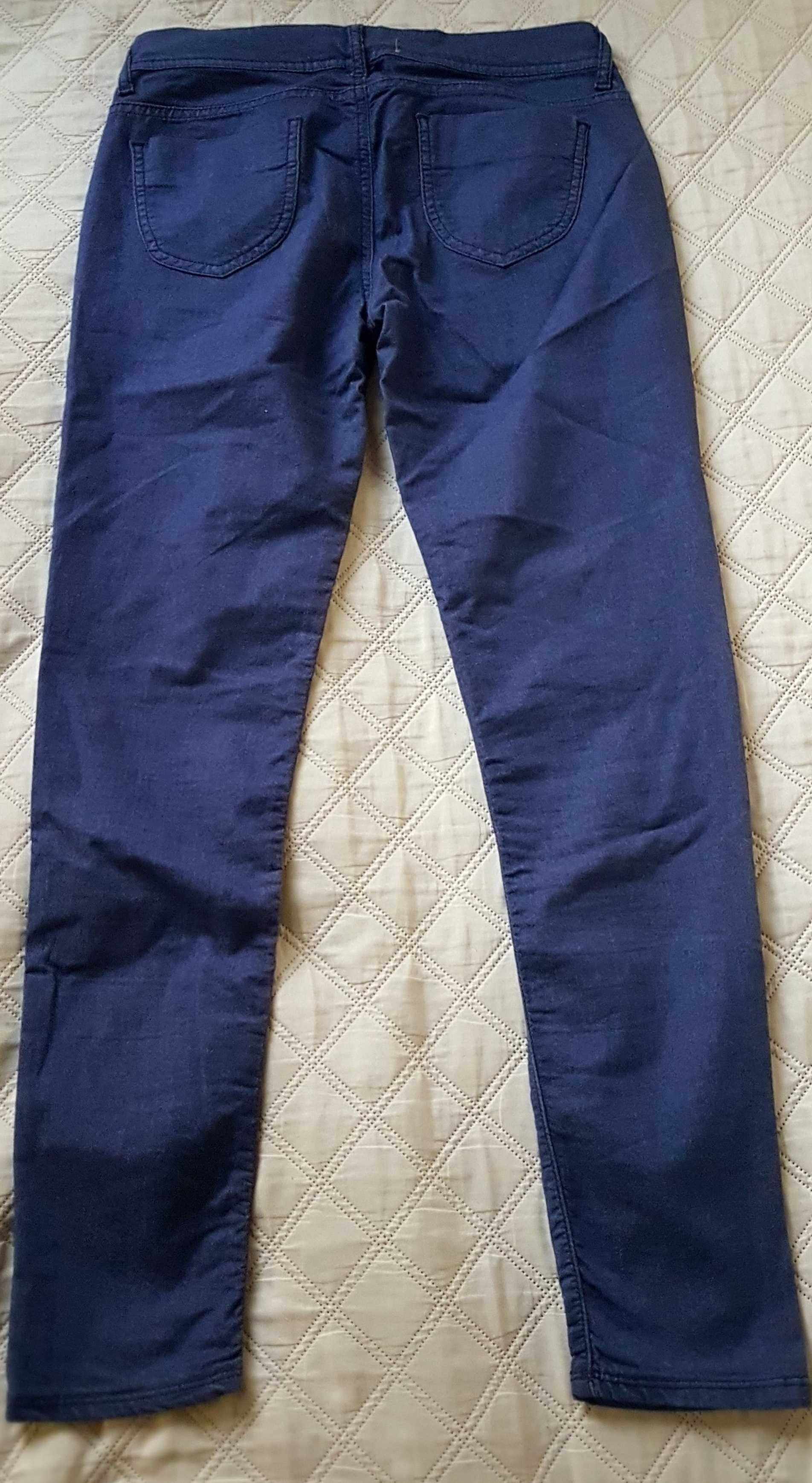Jeansy skinny spodnie fioletowe Benetton