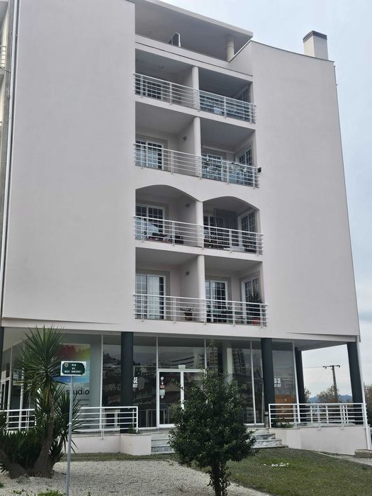 2 apartamentos para venda co centro Paços de Ferreira