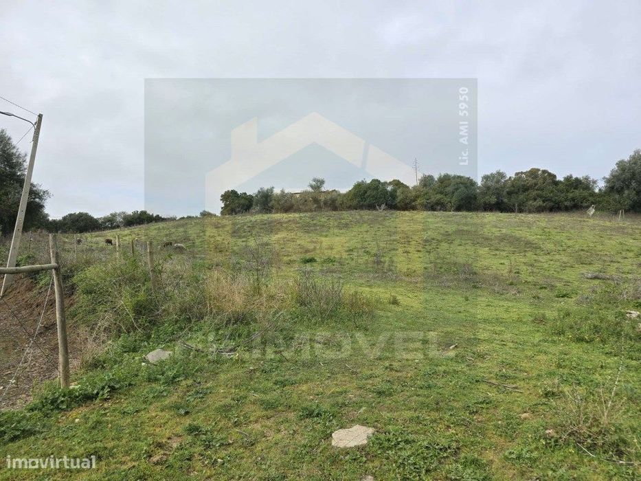 Terreno para venda na Azoia de Baixo