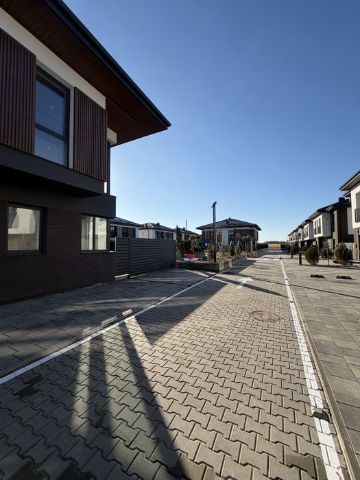 Продається частина будинку в Петропавлівській Борщагівці!!!