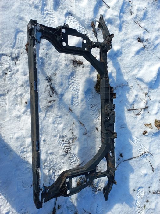 Pas przód przedni wzmocnienie czołowe goły audi a4 b8 a5 8t