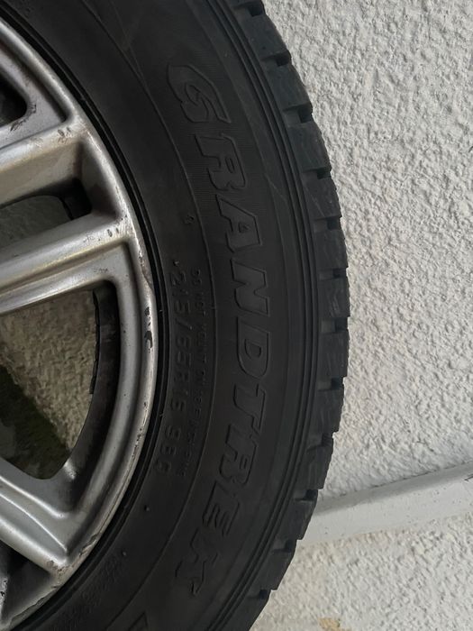 Komplet 4 opon zimowych + felgi aluminiowe