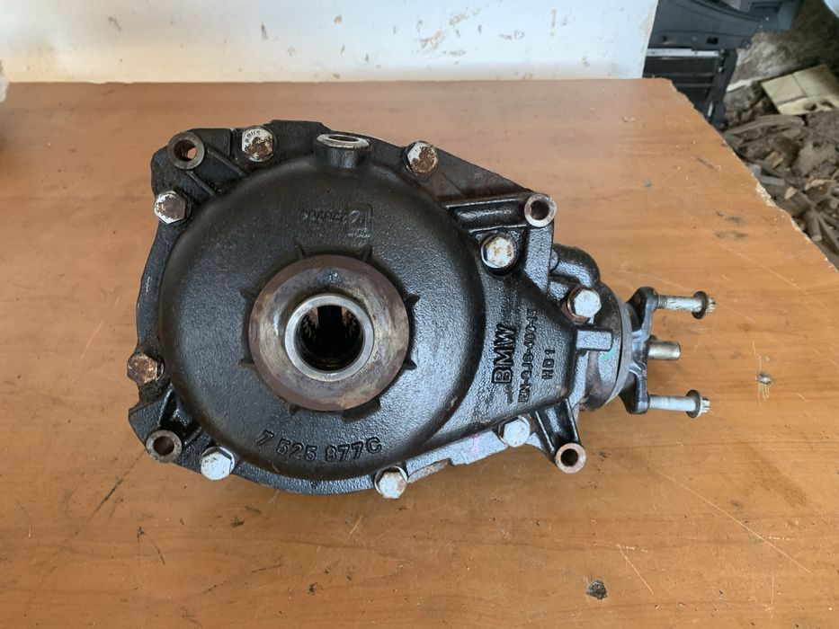 Dyfer przedni bmw 330xd manual xdrive 2.47 6 biegów