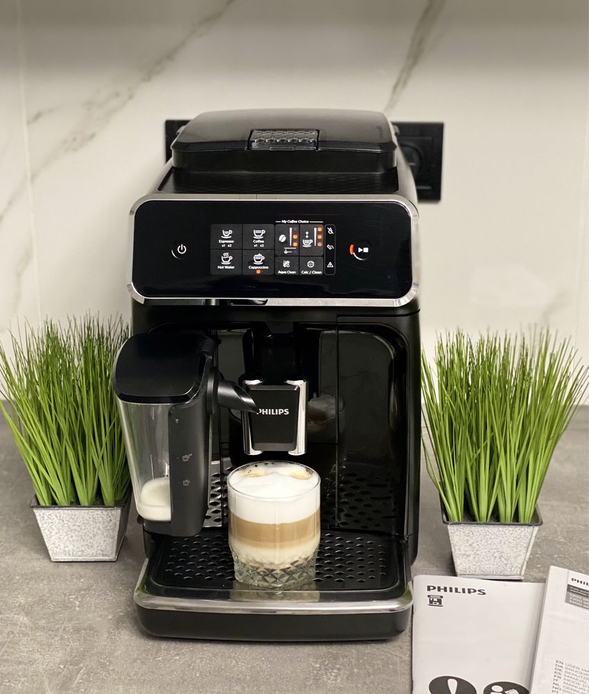 Кофемашина 2021р Philips Latte Go з молочнико кавоварка кофеварка