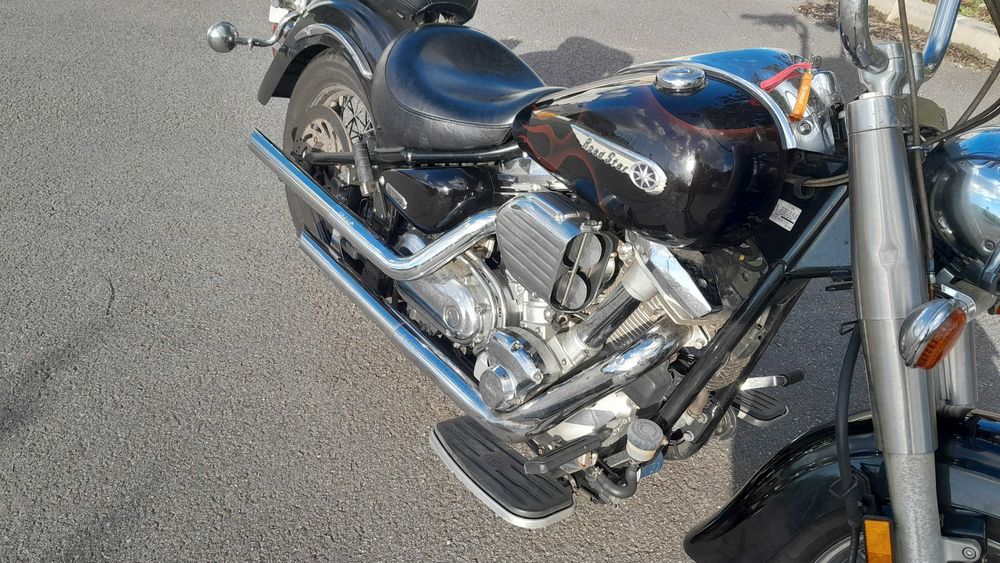 Vende-se Yamaha XV 1600