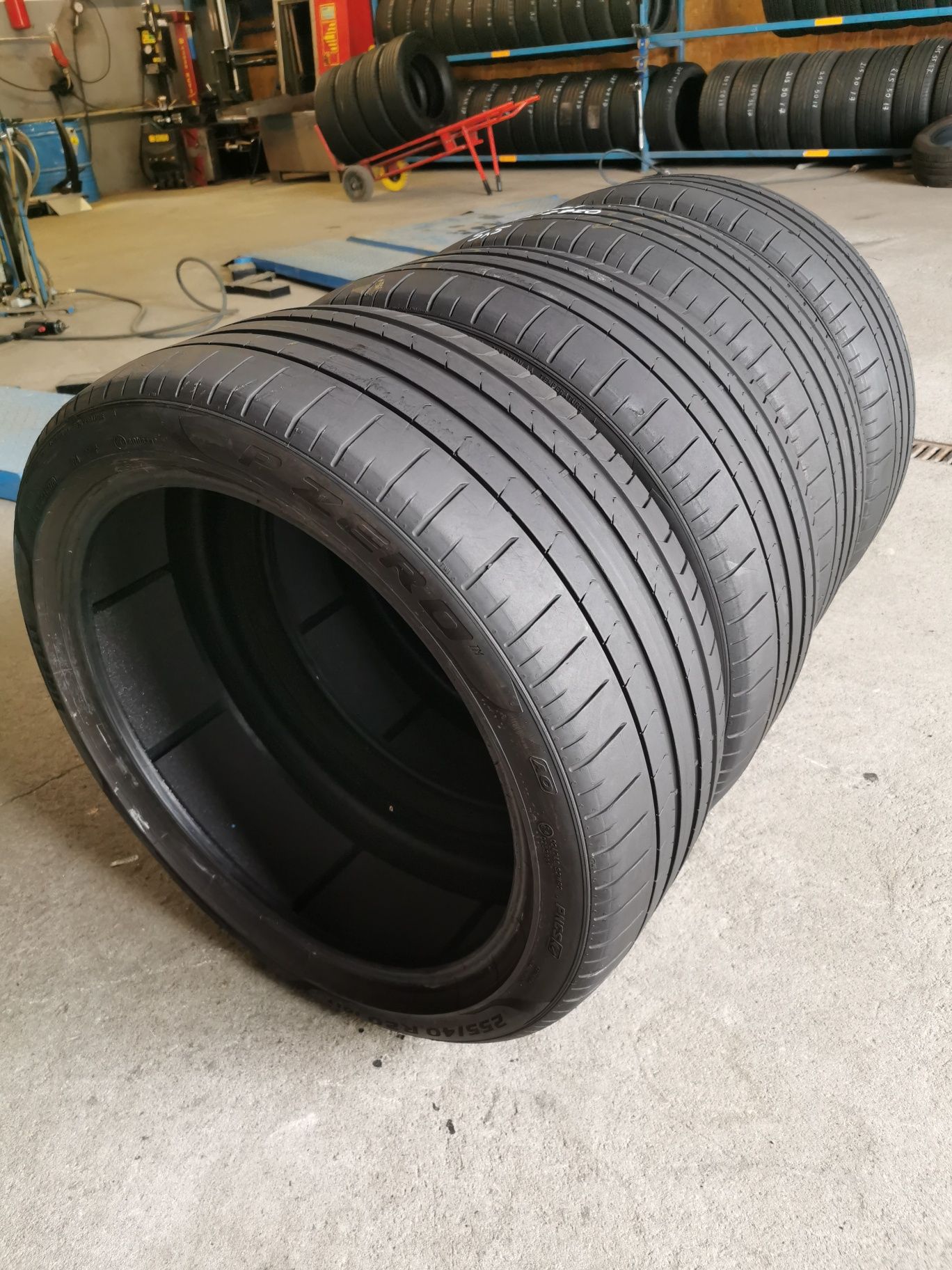 Komplet opon 255/40R20 101Y Pirelli P Zero PNCS