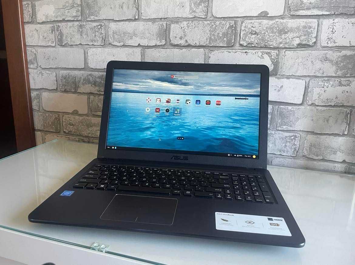 Laptop ASUS  15,6" vivobook D543MADM785