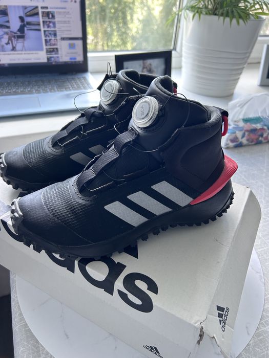 Кросівки adidas оригінал 36 розмір