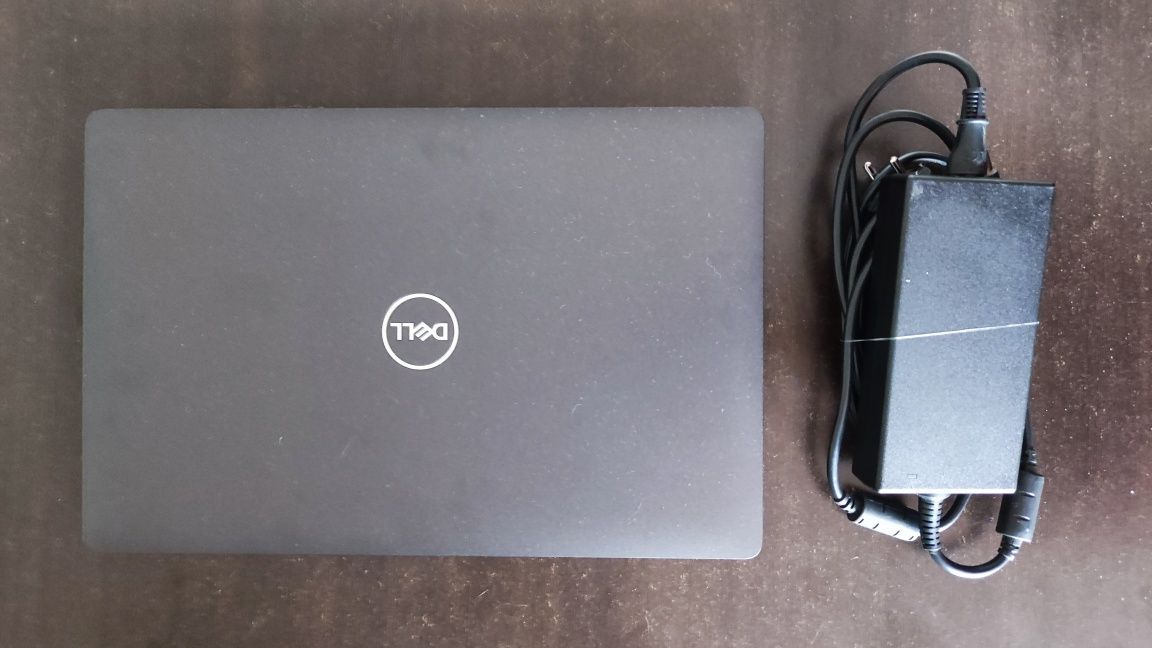 Portátil Dell Precision 3450 i5-8265U|16GB|M2 256GB|15.6"|Radeon Pro