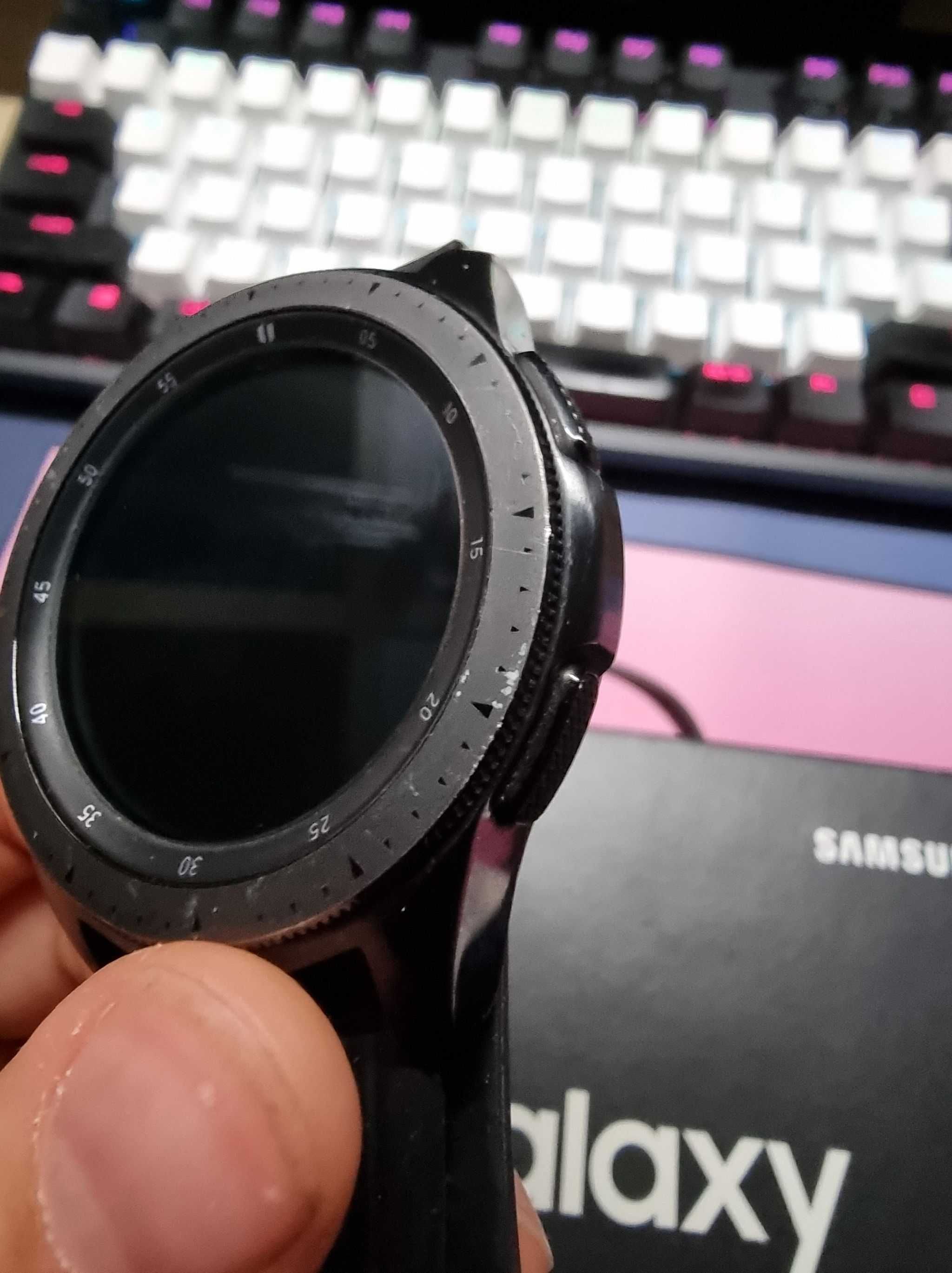 Smartwatch Samsung galaxy watch 42mm sm-r810