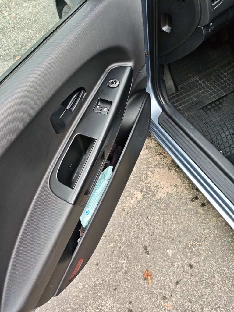 KIA cee'd  1.6 benzyna hatchback