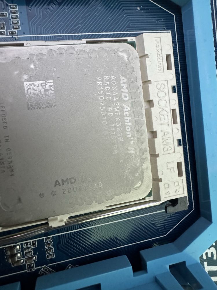 Plyta glowna + procesor GA-MA770T-UD3 Athlon II X3 AM3 DDR3