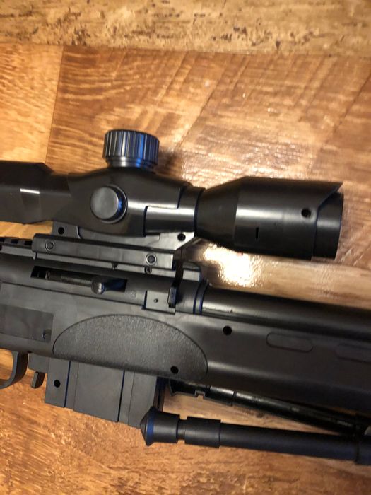 Снайперська гвинтівка 95 см,сошки,лазер,дуже міцна!