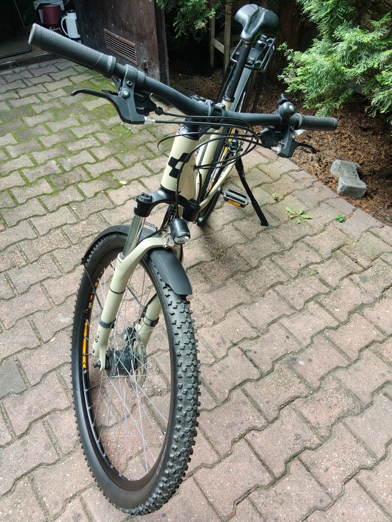 Rower Cube rama L