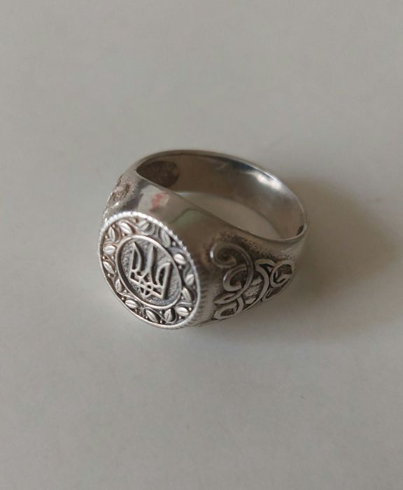 (9,6гр) Серебряное кольцо, печатка.