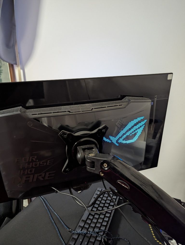 ROG Swift OLED PG27AQDP 480hz (Como novo)
