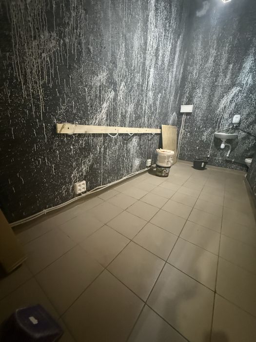 Комерційне приміщення 15,5 м², фасад, Київ, Голосіївський