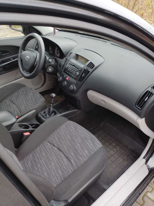 Kia Ceed 1,6 CRDi 2007