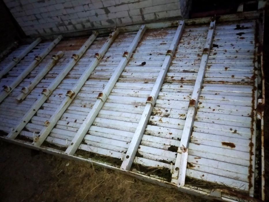 Кузов бортовой Прицеп 2×4,3×0,4 м