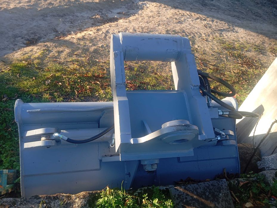 Balde hidráulico para giratória