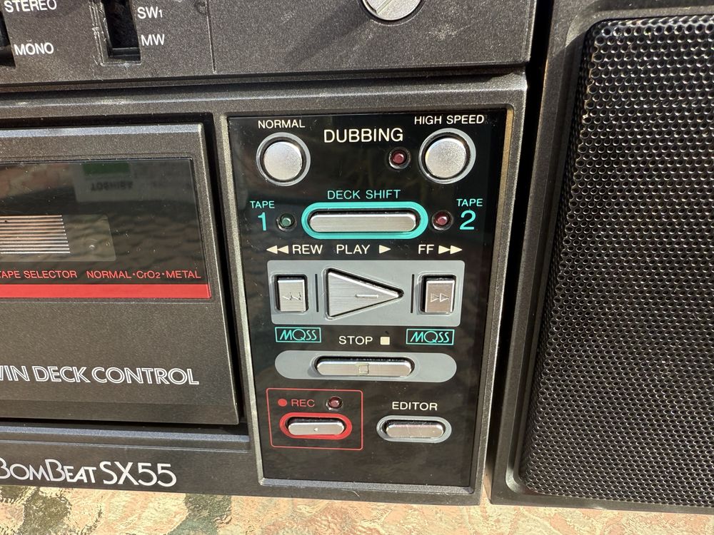 Продам магнитолу TOSHIBA RT-SX55