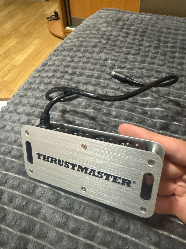 Гарантія! Thrustmaster sim hub