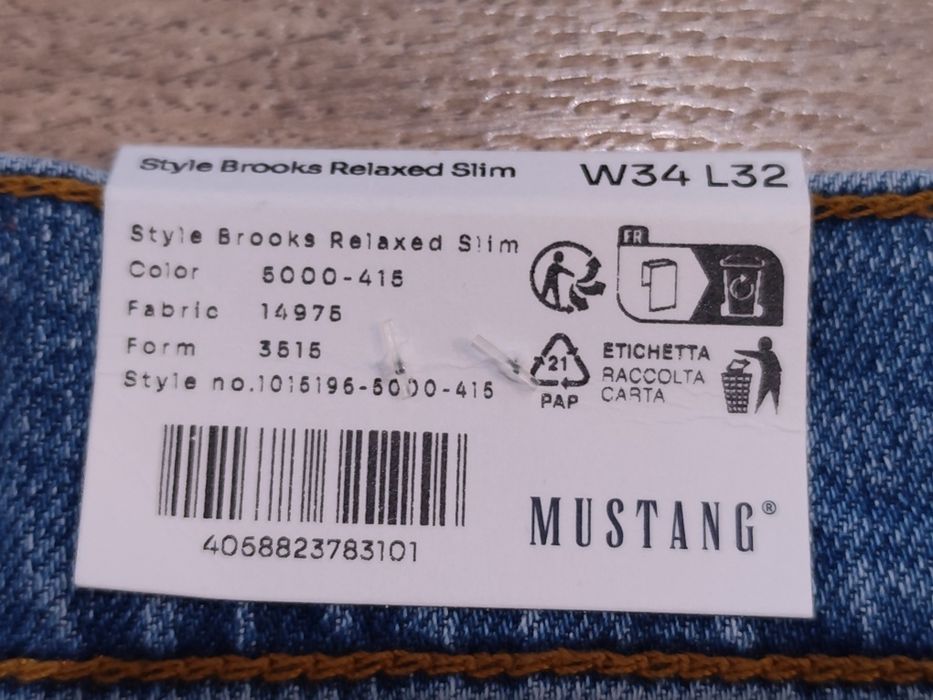 Spodnie jeansy MUSTANG Brooks Relaxed Slim dżinsy wysoki stan 34/32