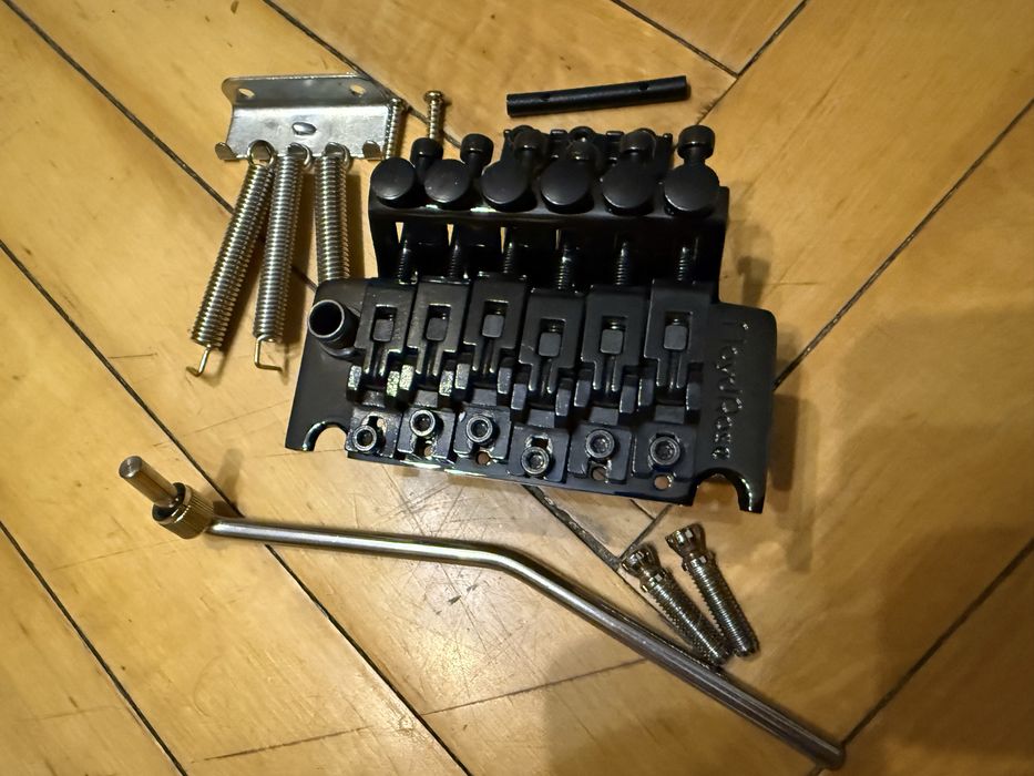 Floyd Rose 1000 тремоло система