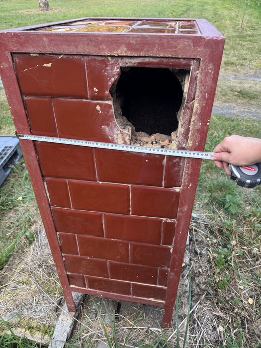 Piec kaflowy wolnostojący, przenośny – duży, w bardzo dobrym stanie