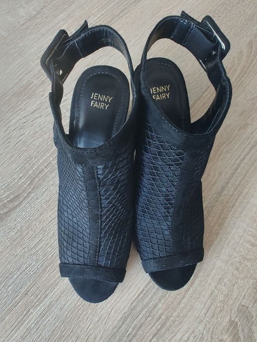 Sandałki z siatki Jenny Fairy r. 37