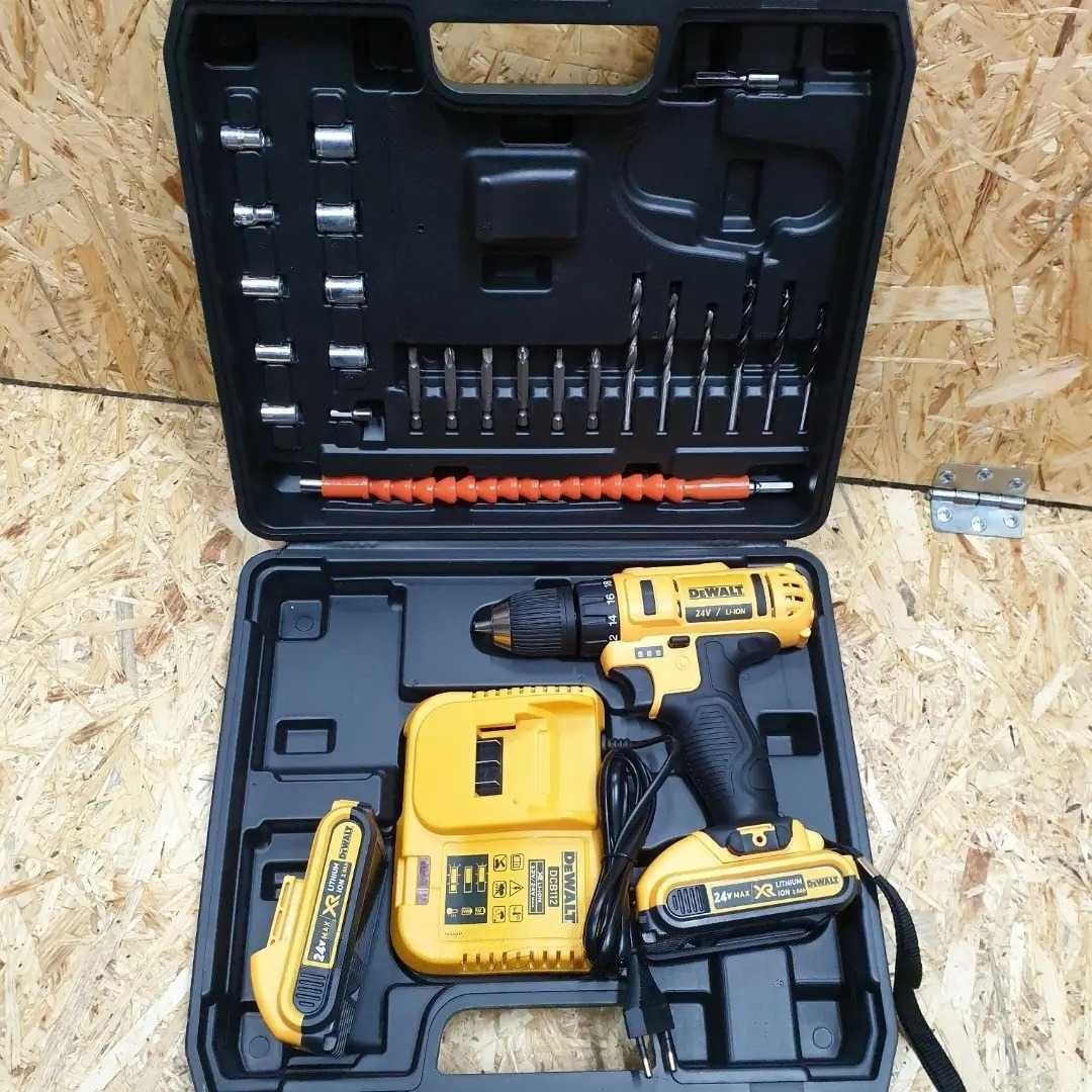 Акумуляторний шуруповерт Dewalt з DFR патроном та набором. Шурупокрут
