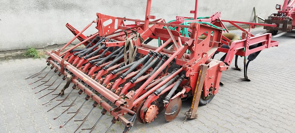 Agregat uprawowo siewny amazone kongskilde redlice talerzowe