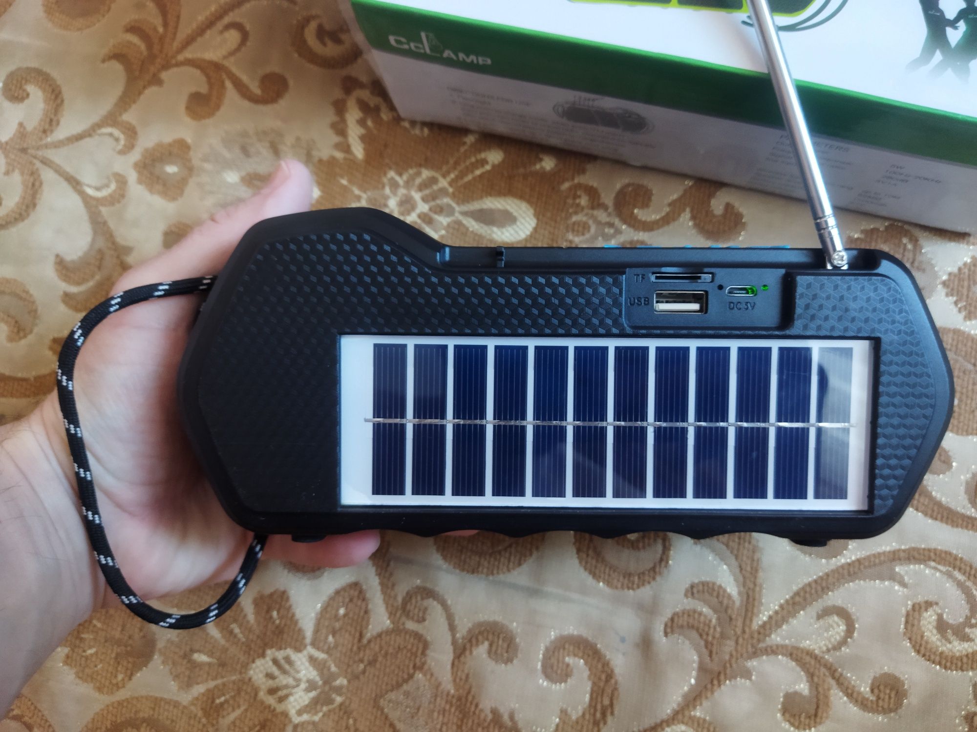 Блютуз колонка, FM радіо, фонарик Cclamp CL-823 solar music.