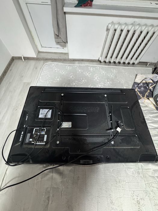 Продам телевизор Samsung 46 диагональ