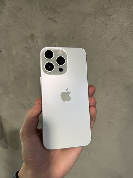 Б/у iPhone 15 Pro Max 256Gb White Titanium