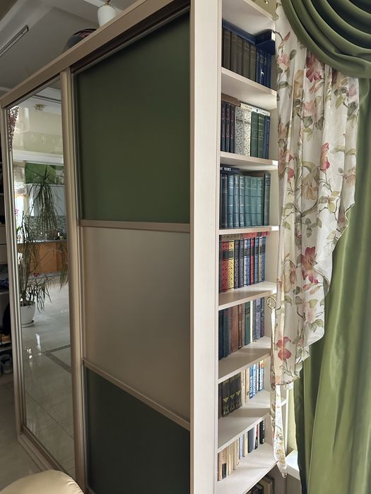 Шафа-купе 2 штуки