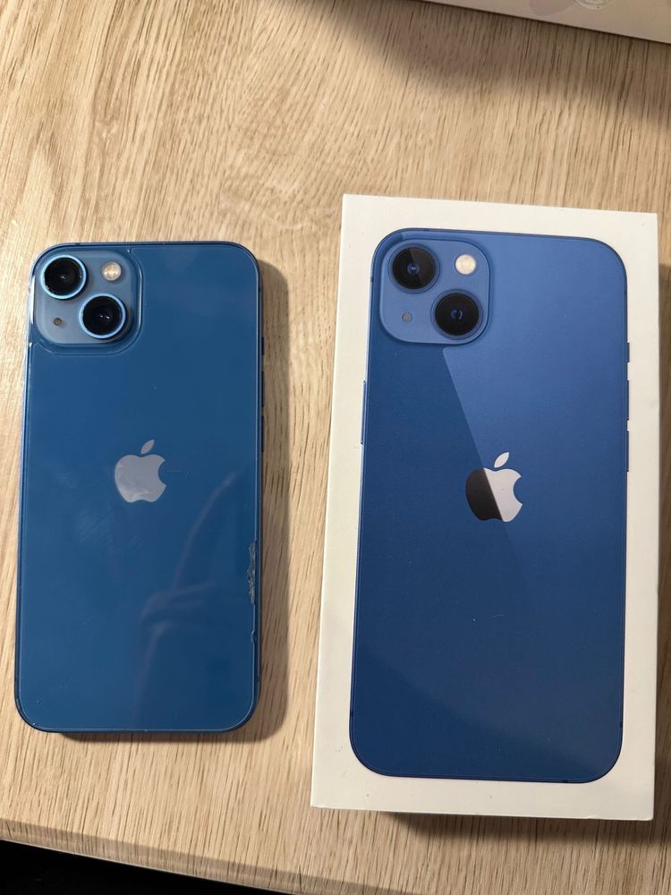iPhone 13 128 GB Niebieski
