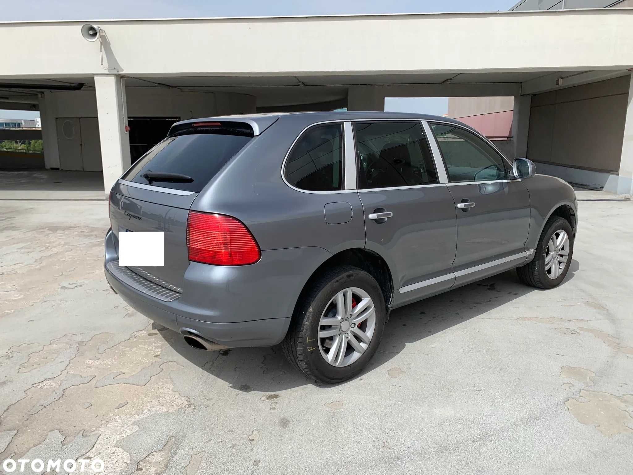 Porsche Cayenne, bez pneumatyki, manual.