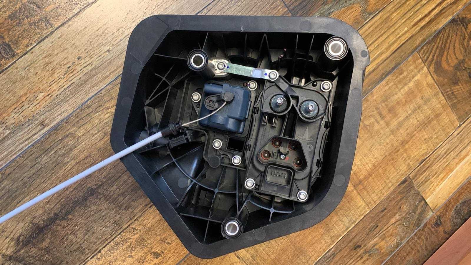 Новый европейский порт CCS2 Tesla Model 3 / Y 1490374-20