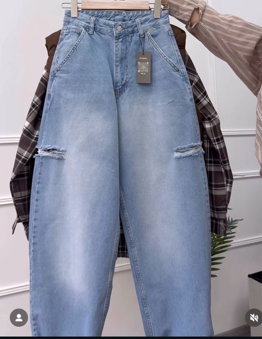 Продам джинси. Якісь суперова, не підійшов розмір.