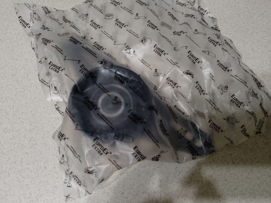 Новий натяжний ролик генератора Dacia (Renault) Sandero/Logan 1.4 - 1