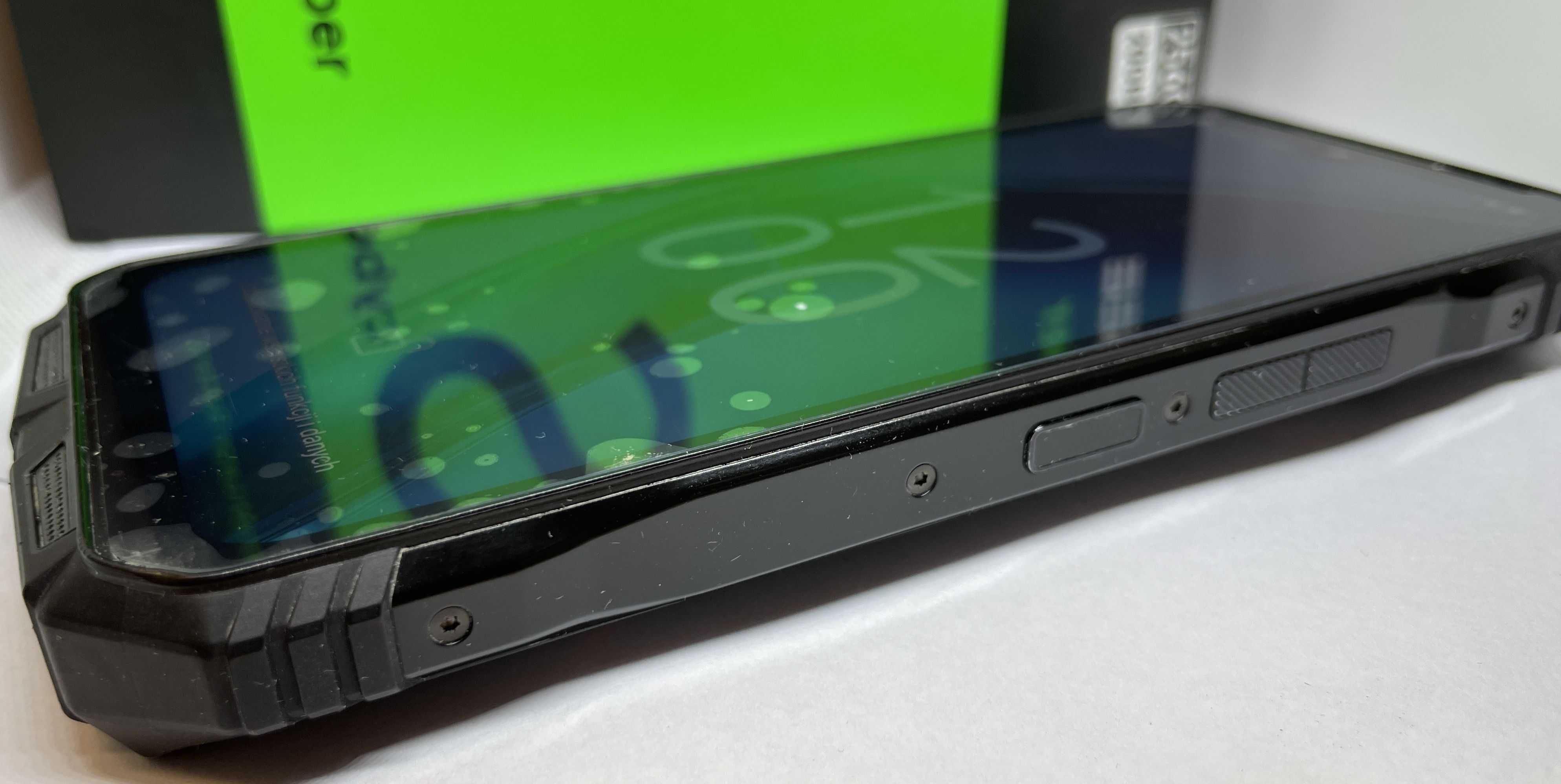 Pancerny telefon Doogee S cyber z baterią 10800mAh 8/256GB