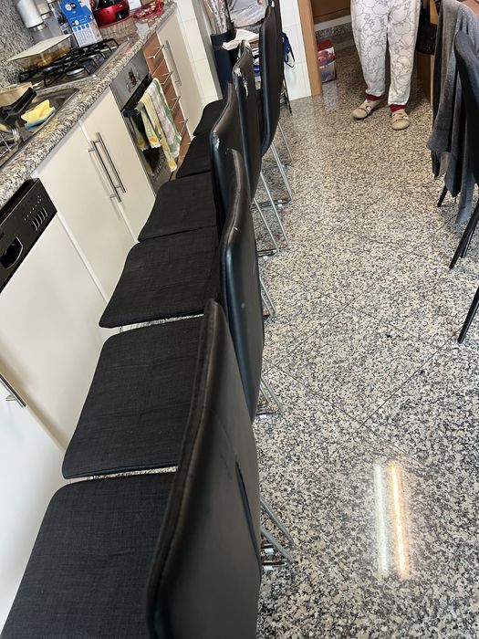 Cadeiras cozinha 20€ todas