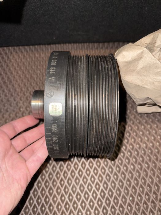 Шків колінчастого вала на двигун M113K