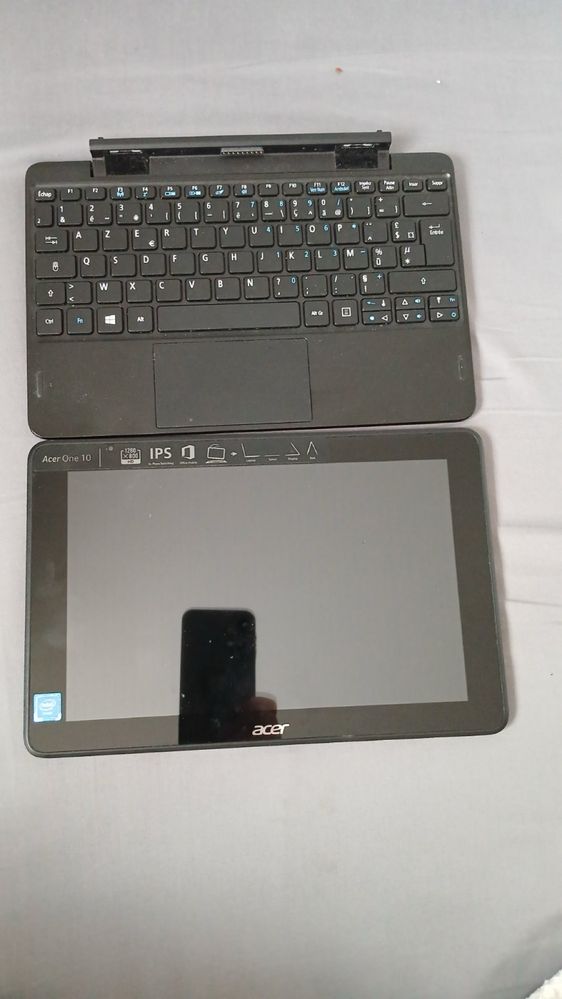 Планшет/ноутбук Acer one 10